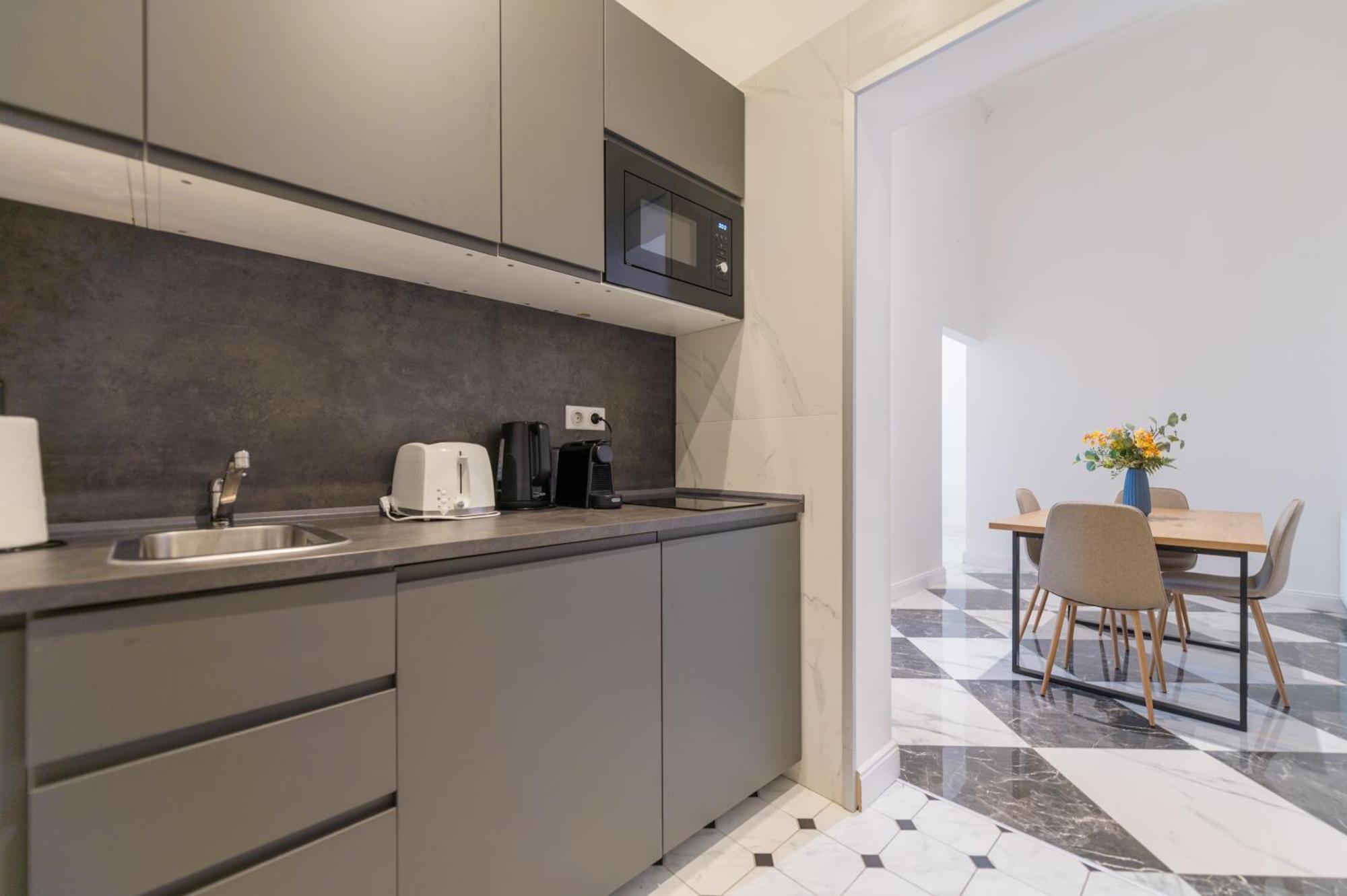 Zoya Luxury 5* בודפשט